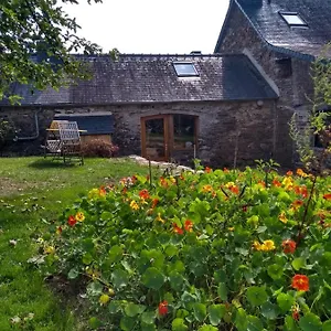 Chaleureuse Maisonnette Lopérec